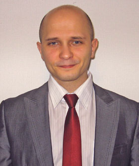 Maxim Ivanov
ô
䣺30
ѧѧʿ